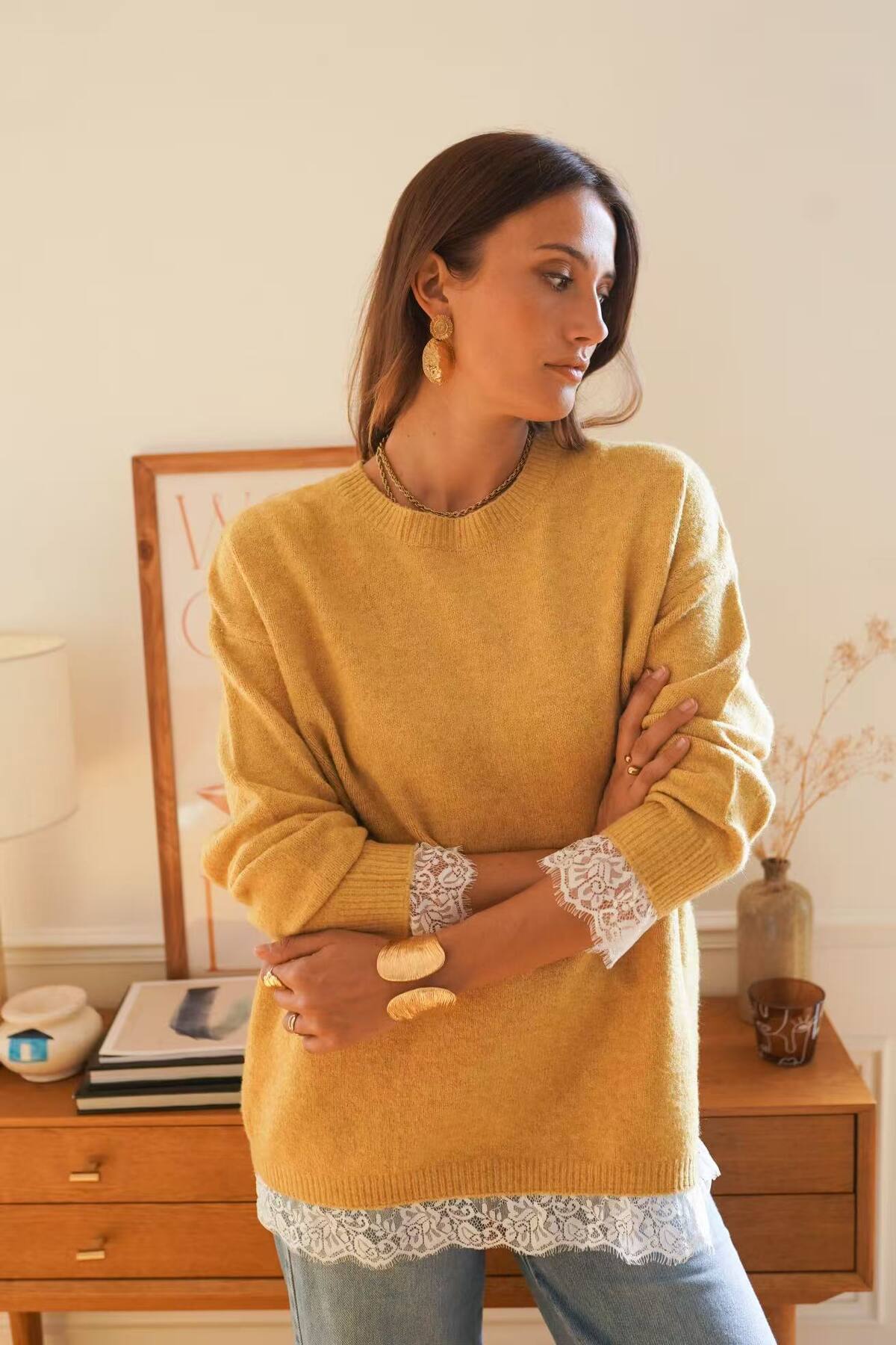 Open Back Lace sweater - Mustard
