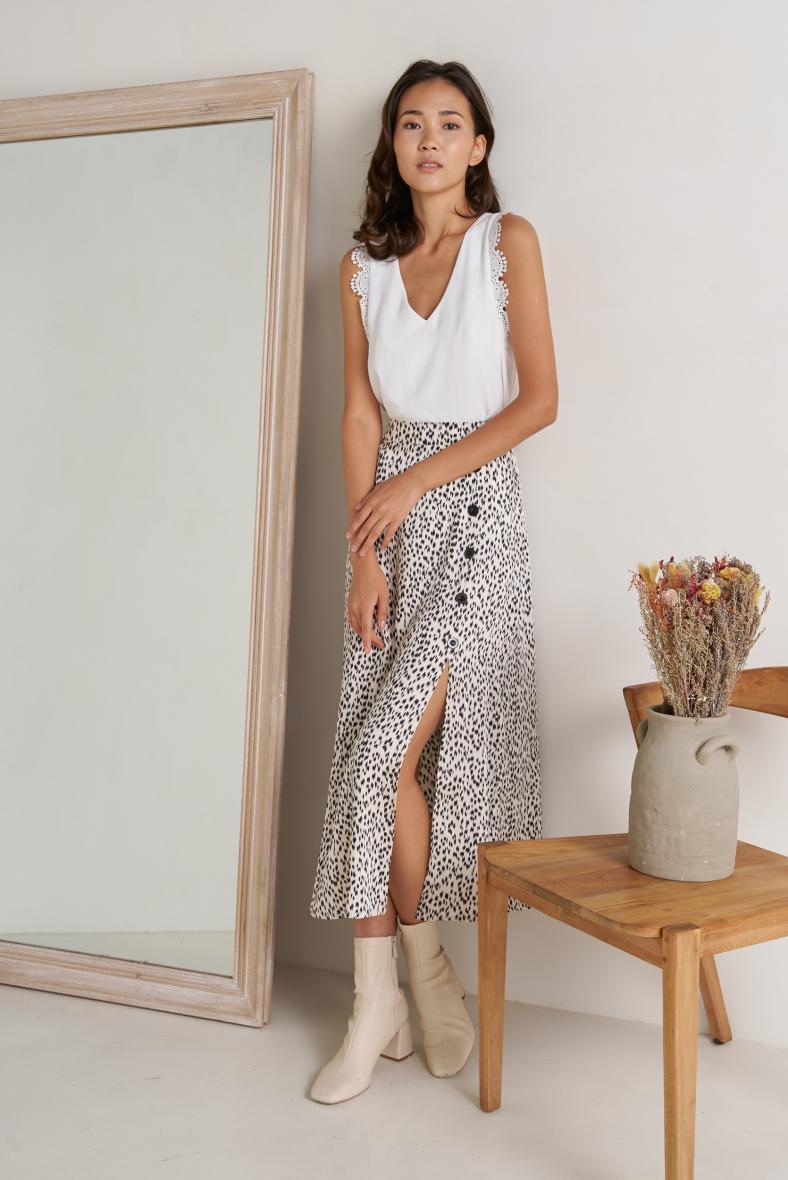 White animal print Skirt