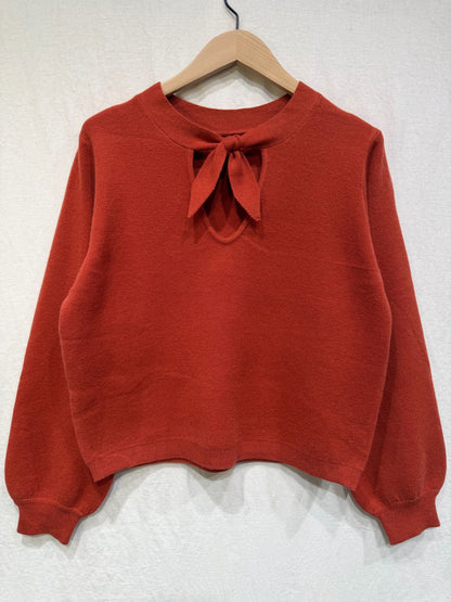 Terracotta sweater with bow tie