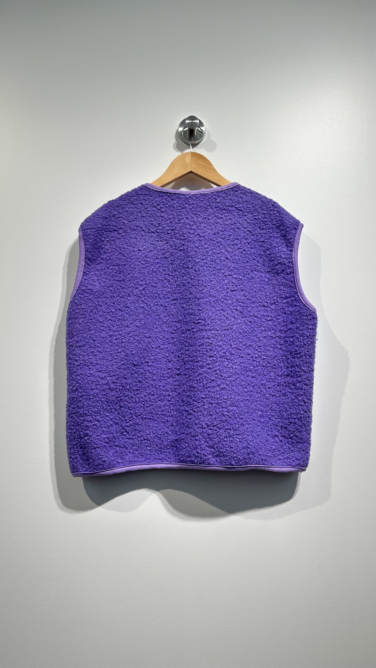 Sleeveless Purple Gilet