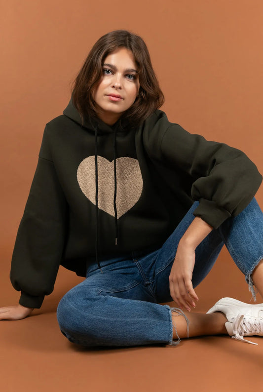 Subtle khaki hoody with a beige soft motife heart stylish and comfortable 