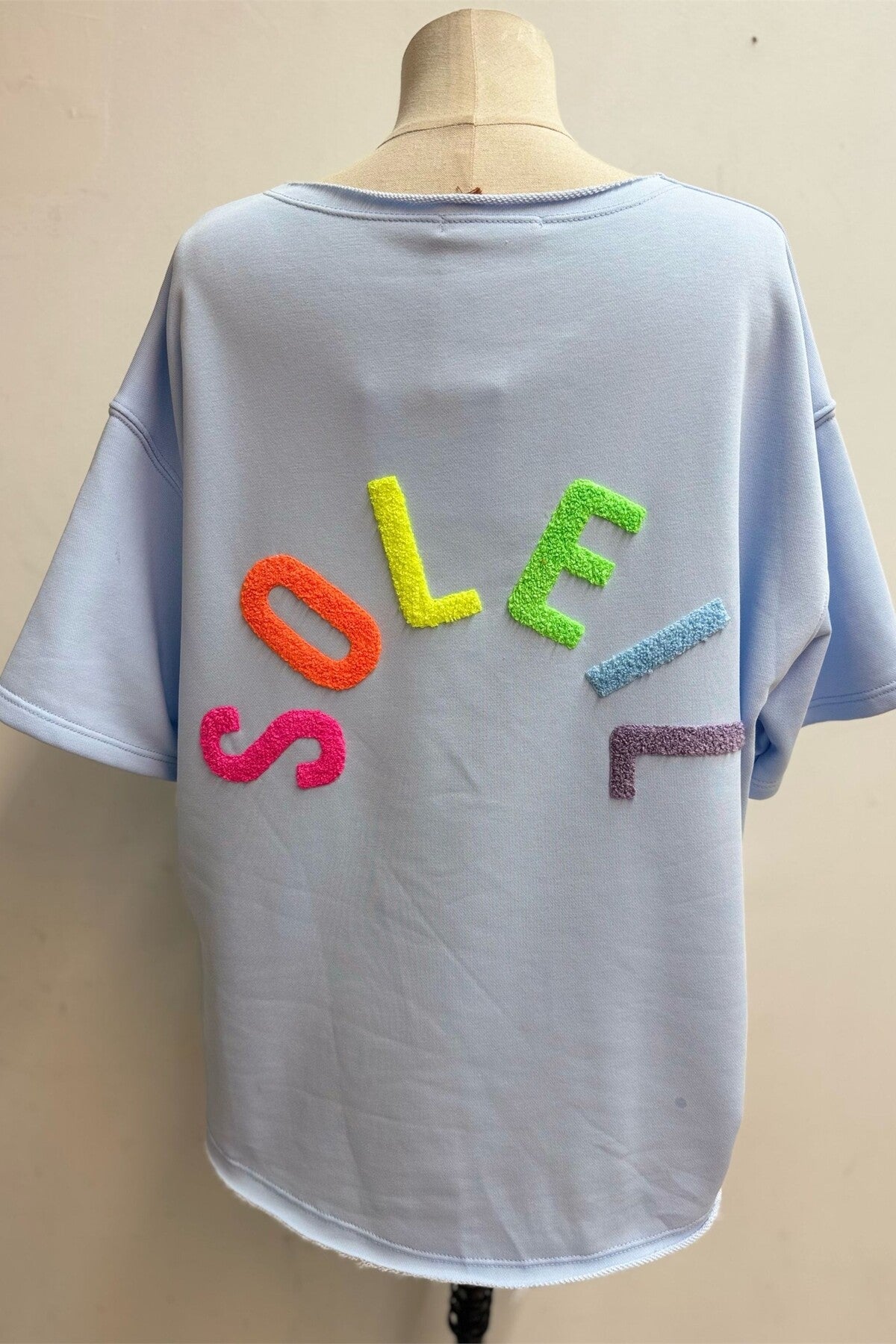 Soleil light blue T